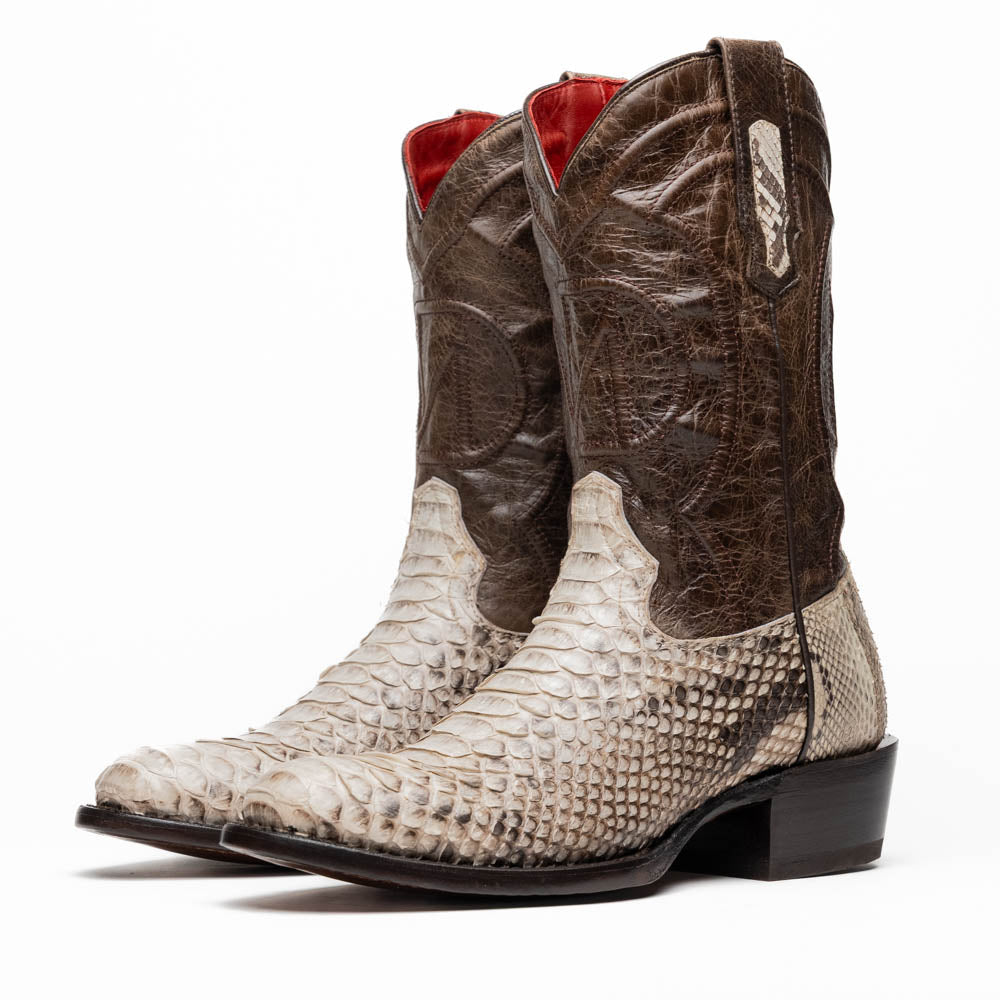 Men's Shoes | Elevate Your Style & Comfort | Gift From The Land