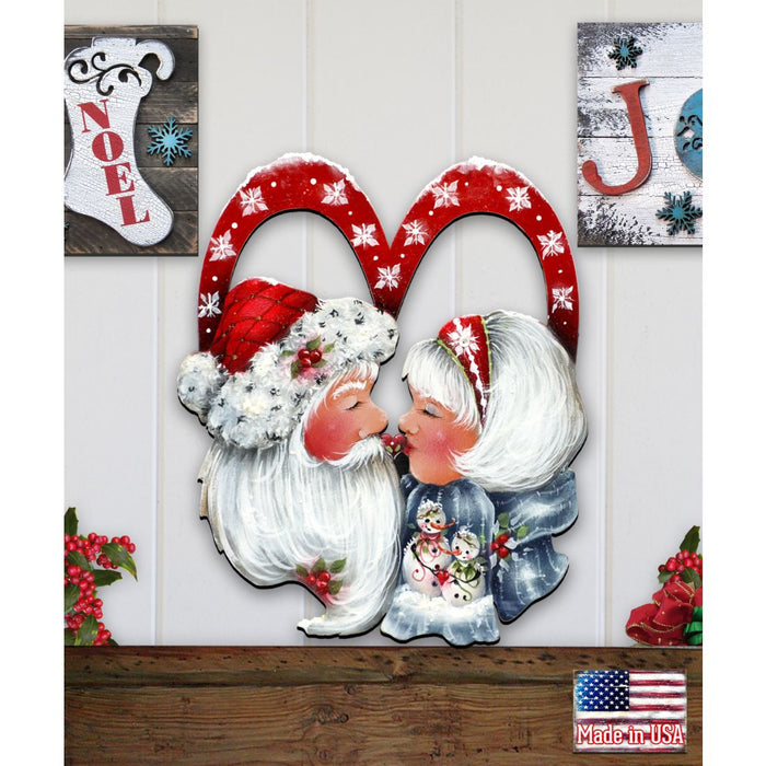 Merry Kissmas! Holiday Door Decor by Jamie Mills-Price