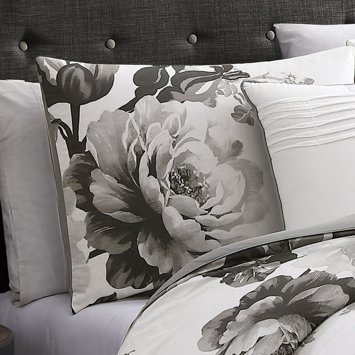 Ridgely 7 Pc Watercolor Black and White Floral Comforter Set