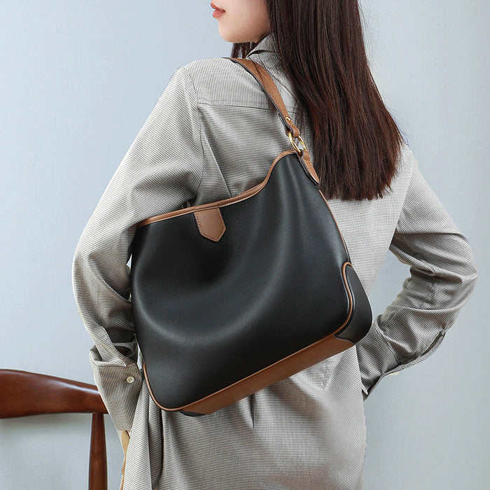 Leather Hobo Bag – Spacious & Stylish Commuter Handbag