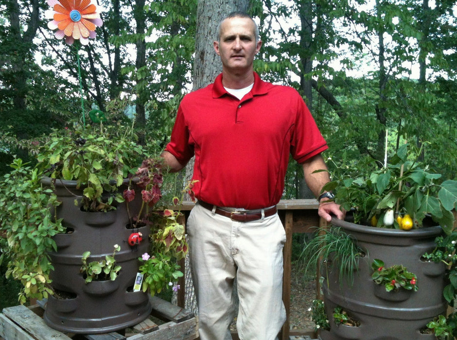 22-Pocket Vertical Patio Planter with Center Watering Tube "Chocolate Brown"