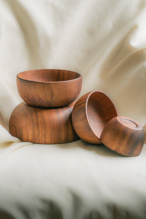 Handcrafted Rustic Acacia Wood Bowl Set