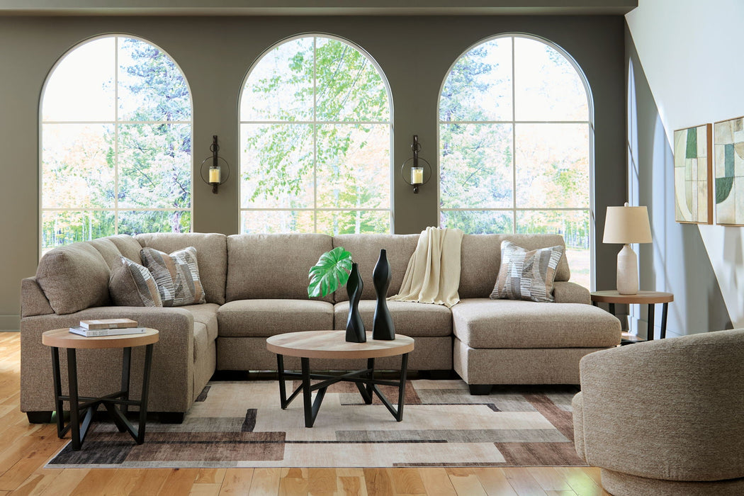 Newellen - Chaise Sectional Sofa