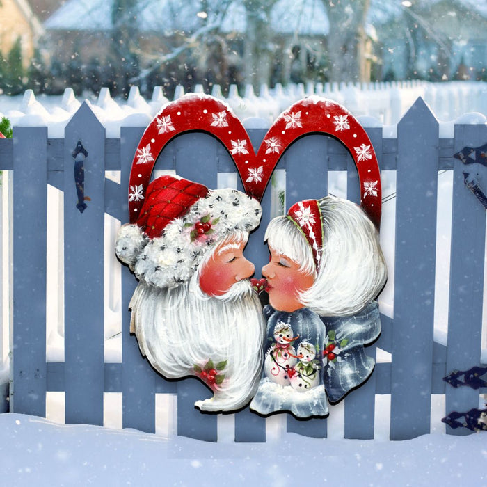 Merry Kissmas! Holiday Door Decor by Jamie Mills-Price