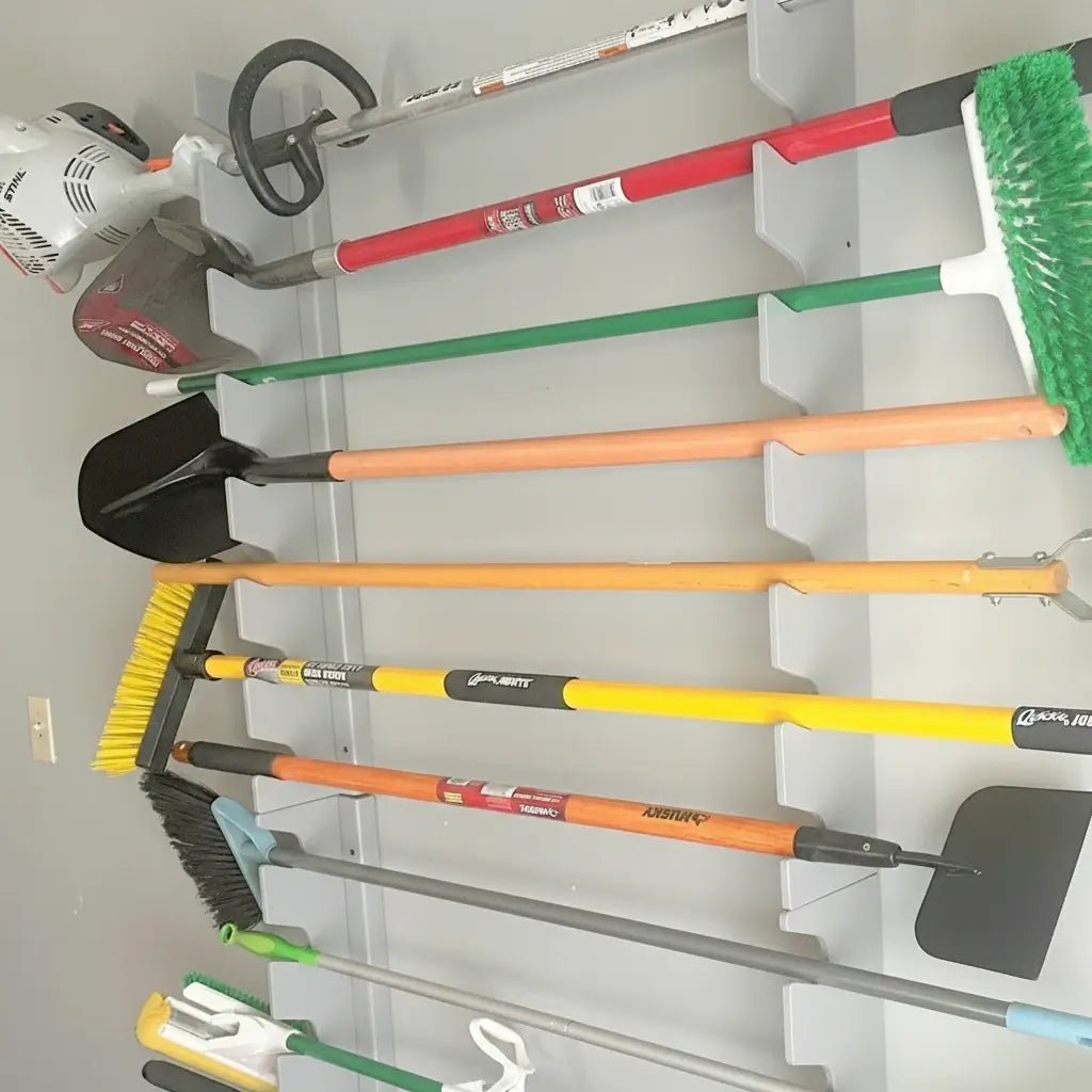 Wandhalterung für Gartenwerkzeuge – Garage