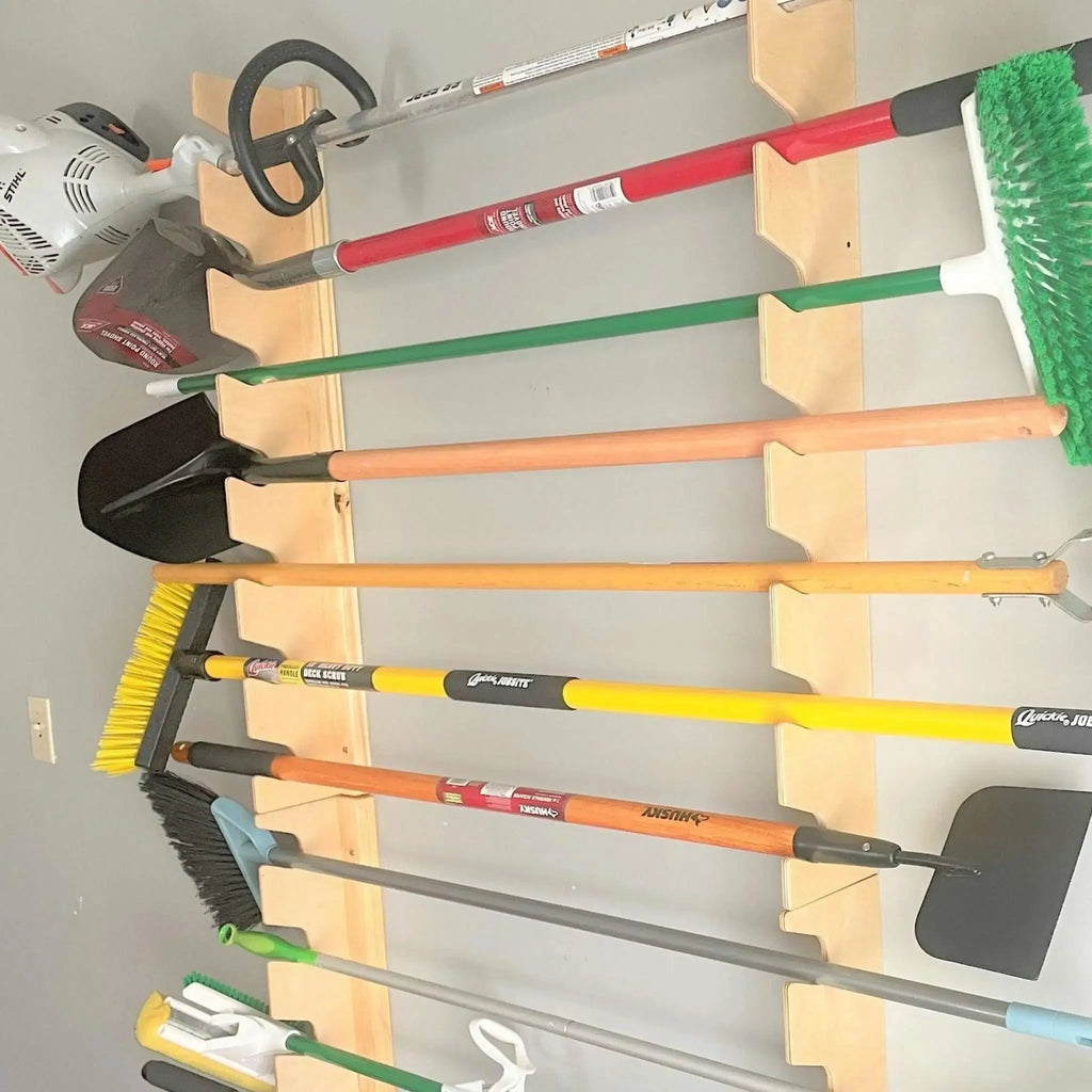 Wandhalterung für Gartenwerkzeuge – Garage